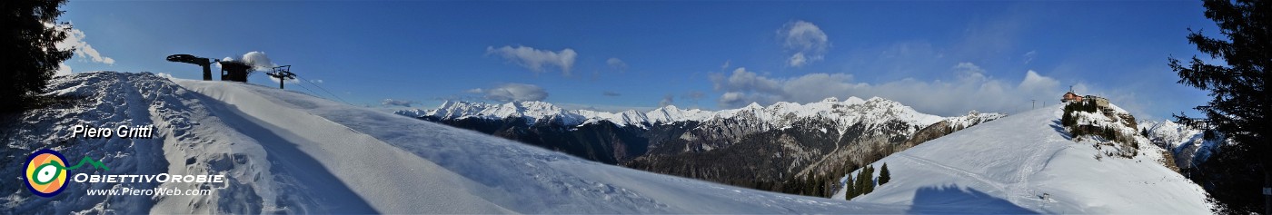 56 Salgo prima al dosso oltre il Monte Torcola.jpg